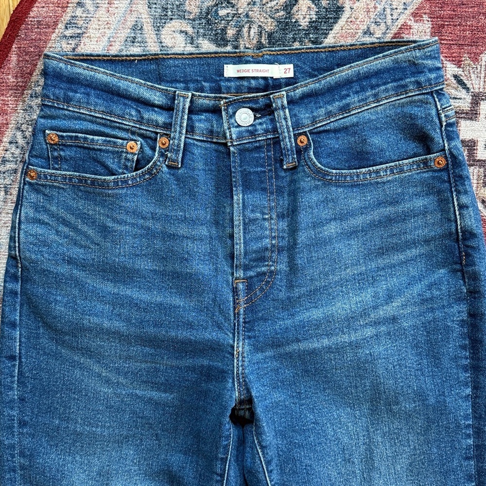 LEVI’S Button-fly Wedgie Straight Jeans Size 27 - Picture 4 of 11
